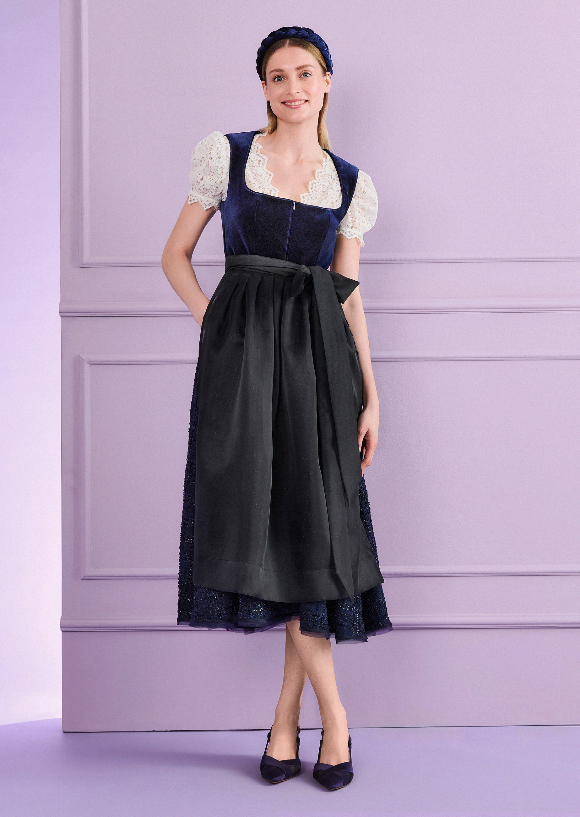 Dirndl Servus1