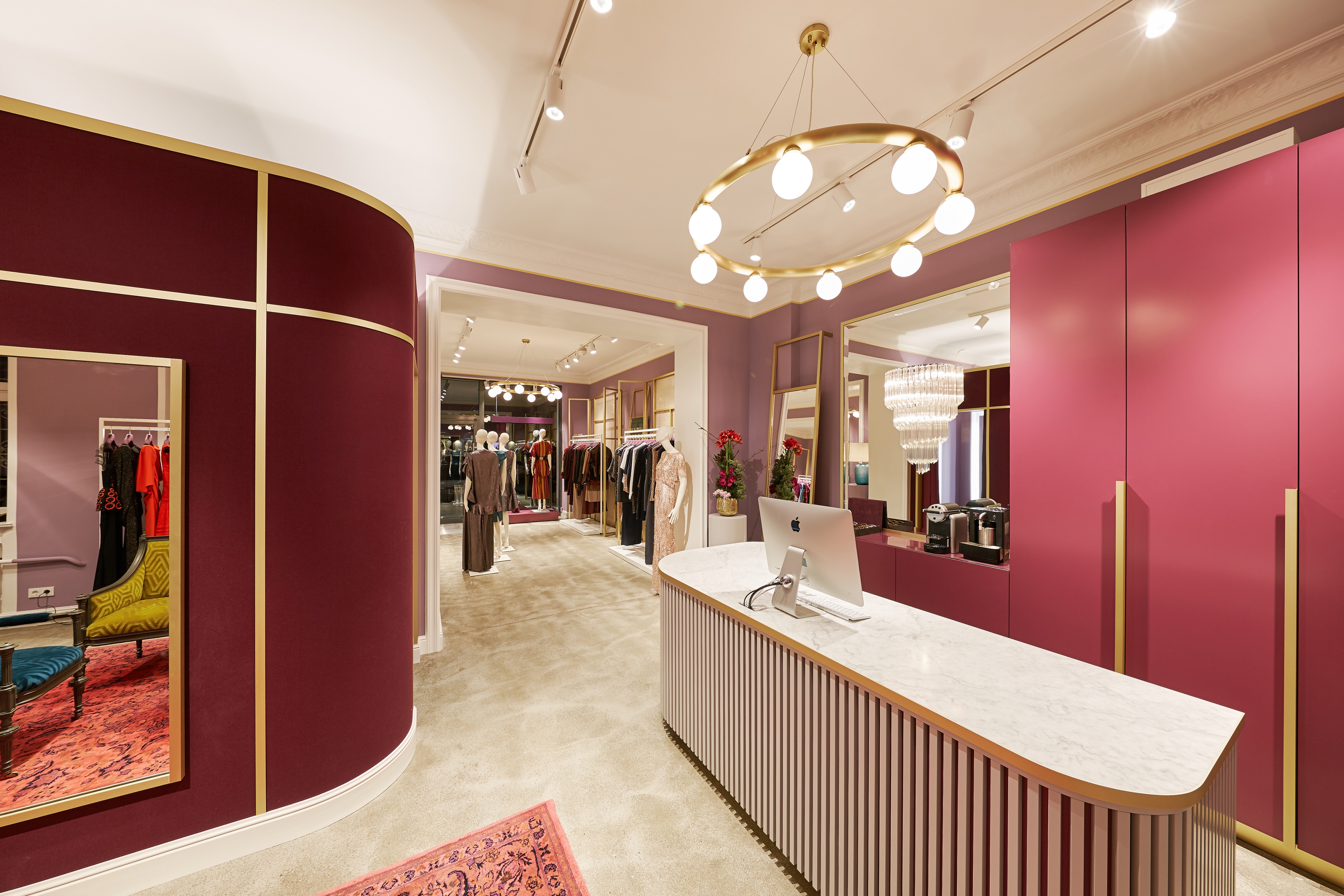 tr_boutique_berlin_0115_xllOe21wu0A4KSX